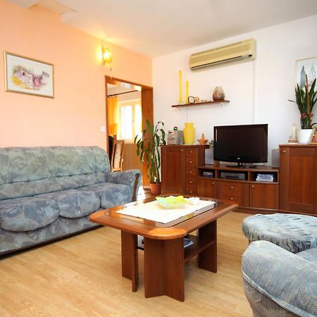 Seaside Apartments With A Swimming Pool Kneza, Korcula - 9269 Racisce Ngoại thất bức ảnh
